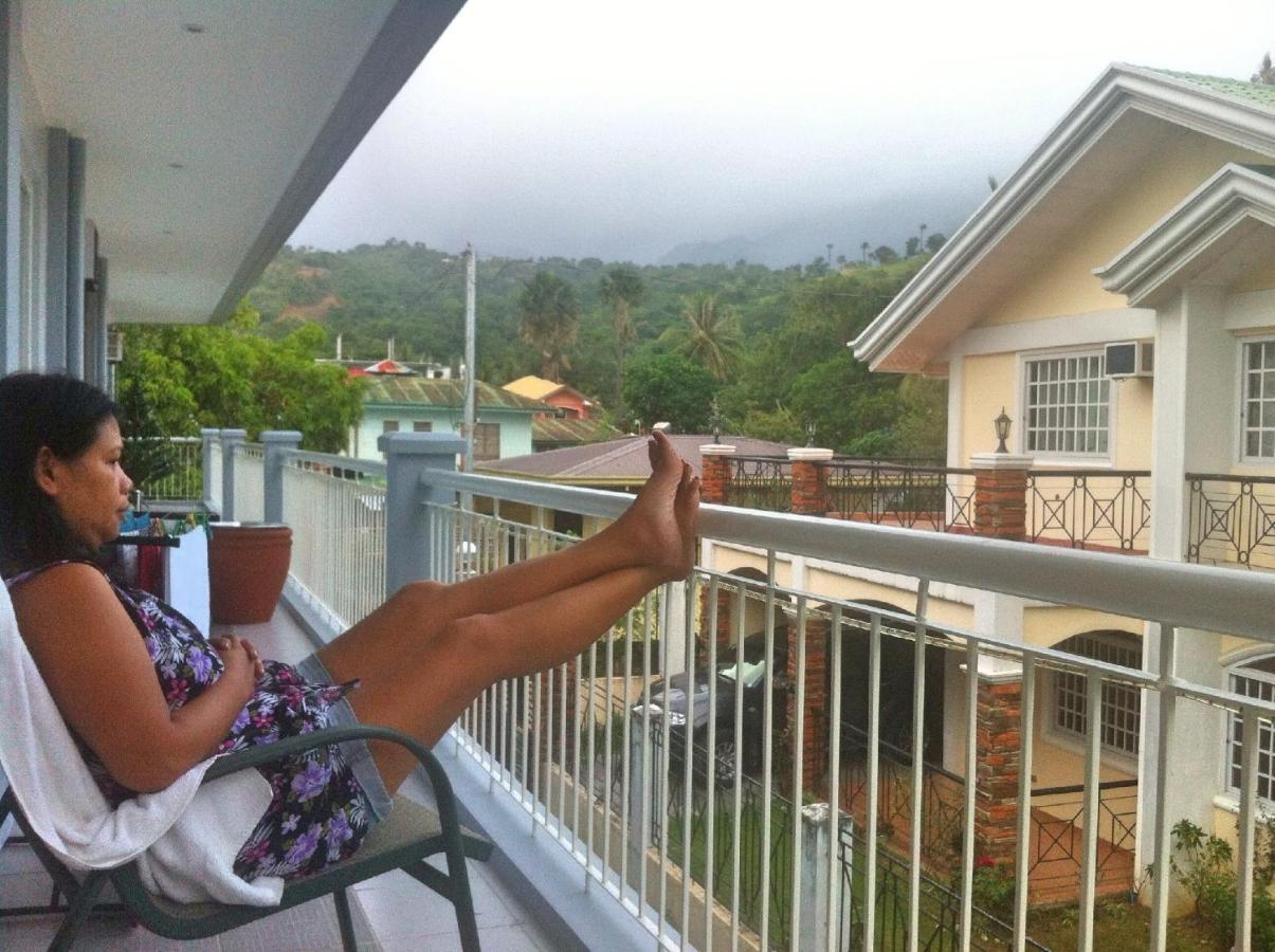 Victoria'S Bed & Breakfast Puerto Galera Extérieur photo